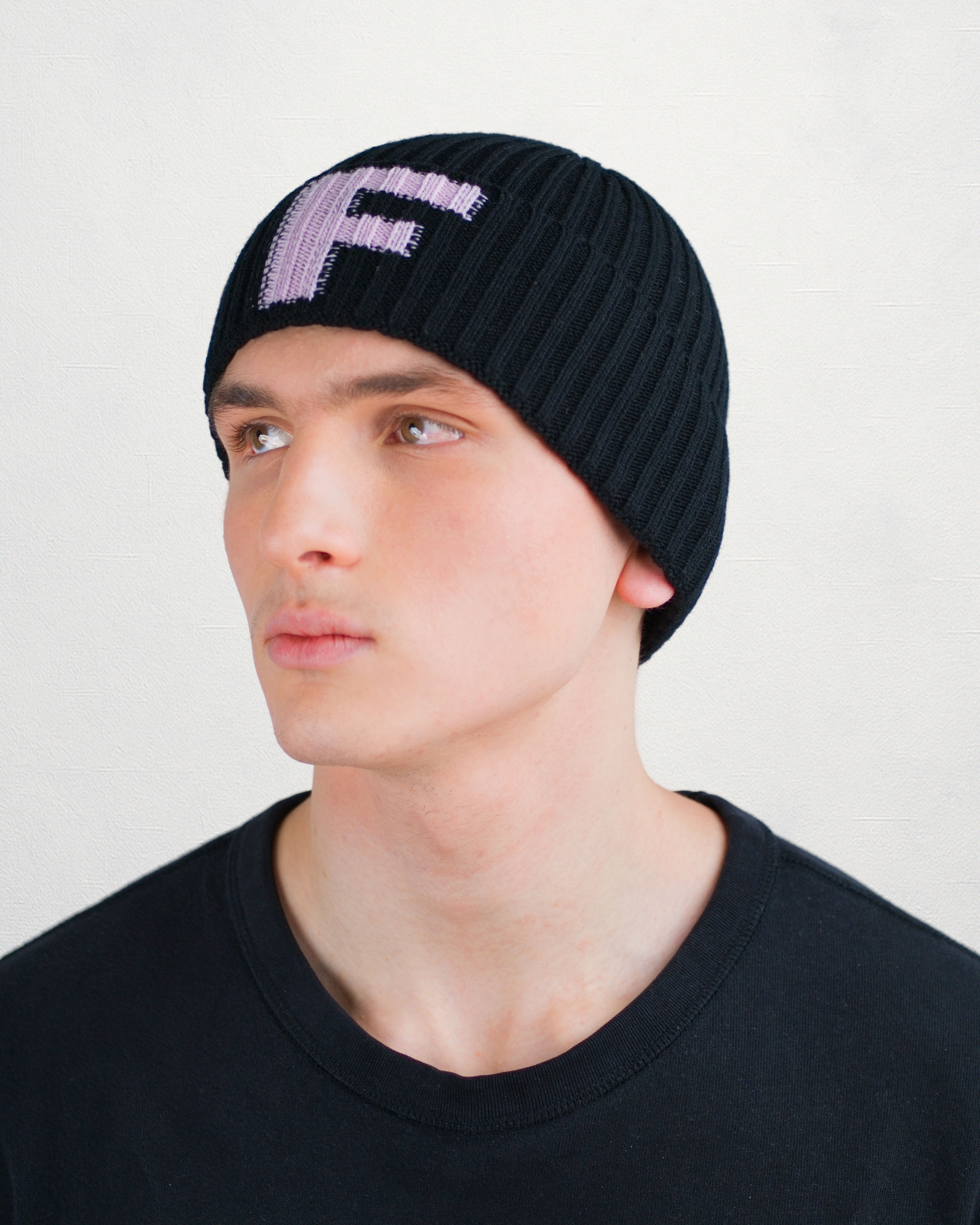 Typo – Beanie aus 100 % Merinowolle